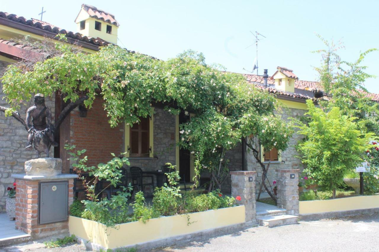 Villa La Casa Di Valerio Montabone Esterno foto